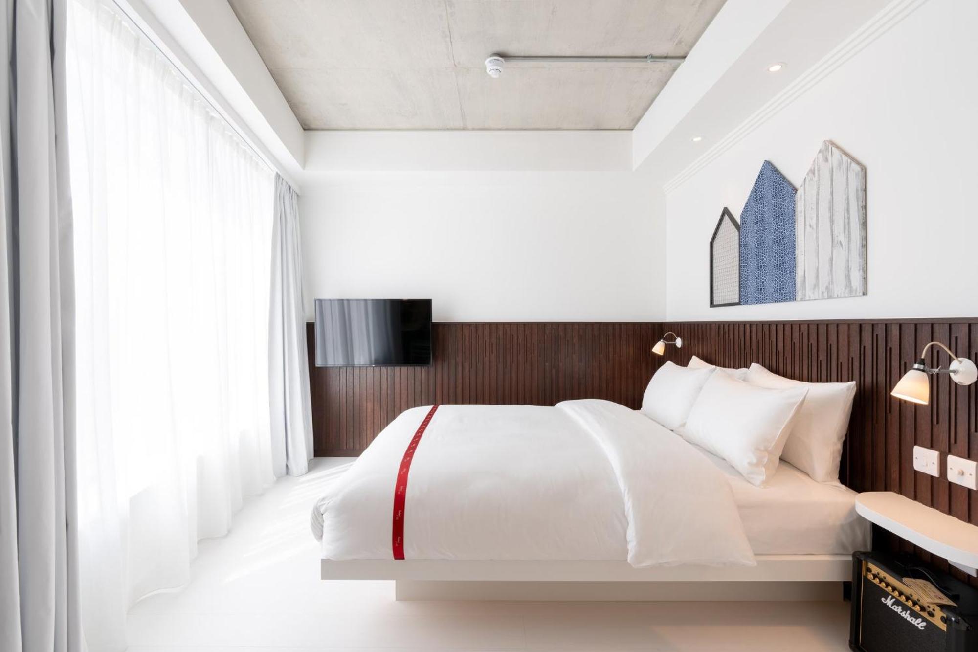 Ruby Zoe Hotel London Exterior photo