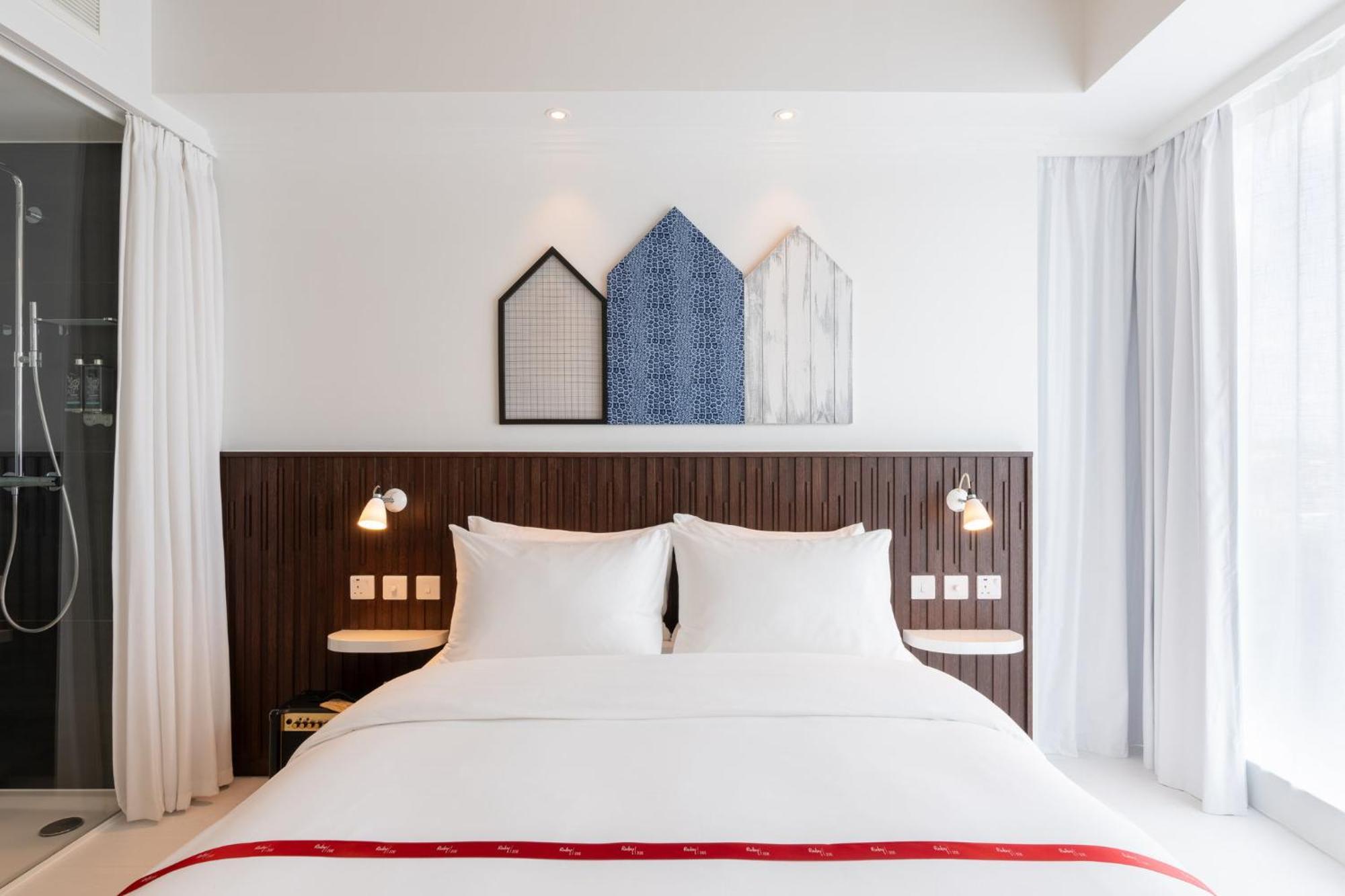 Ruby Zoe Hotel London Exterior photo