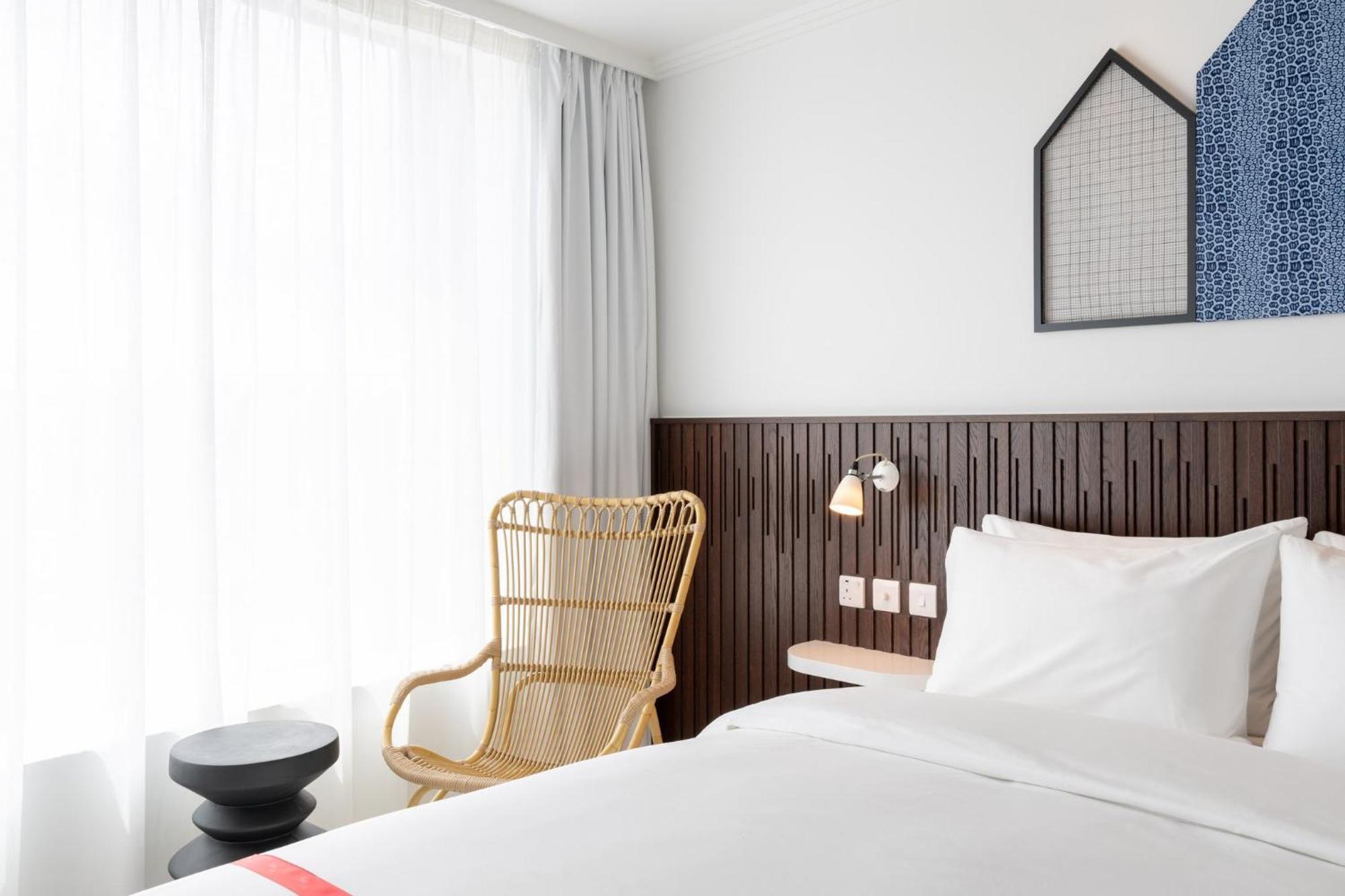 Ruby Zoe Hotel London Exterior photo