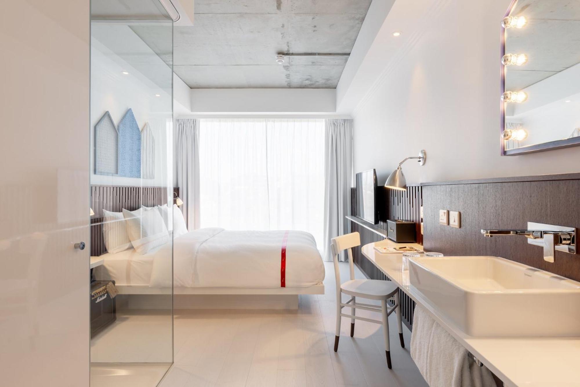 Ruby Zoe Hotel London Exterior photo